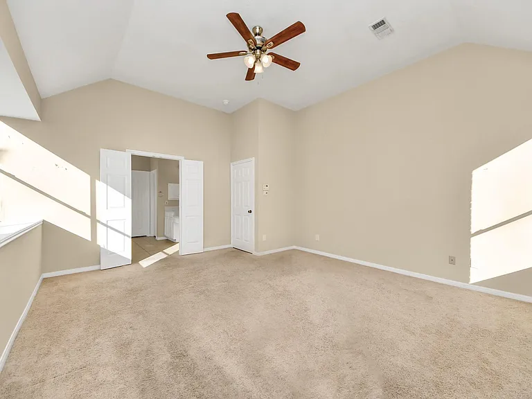 323 N Esplanade Ln — Photo 19
