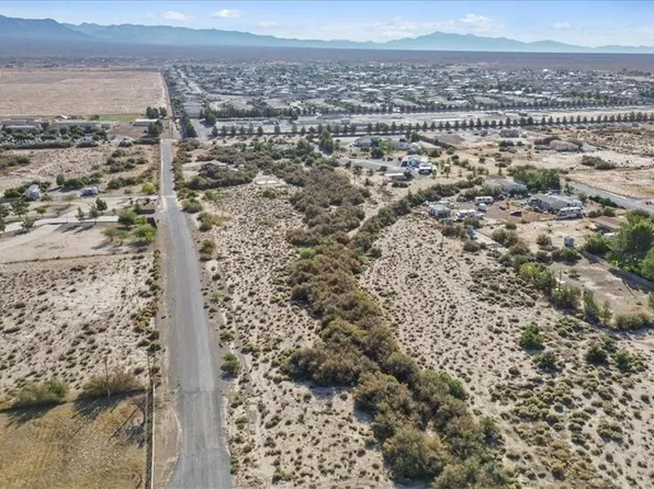 4281 E Susquehanna St, Pahrump, NV 89061