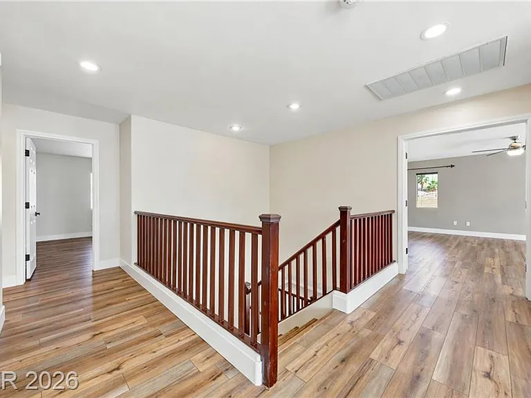 2551 Williamsburg St — Photo 33