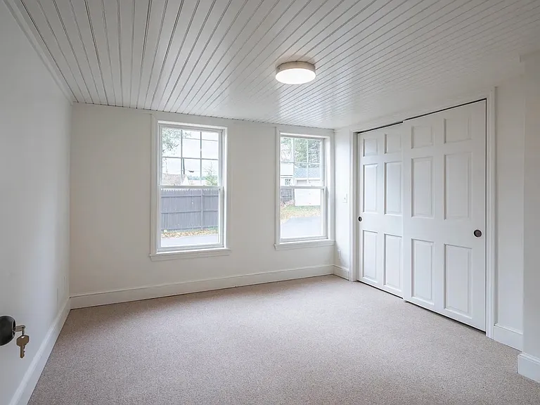 94 Lake Shore Dr #1 — Photo 8