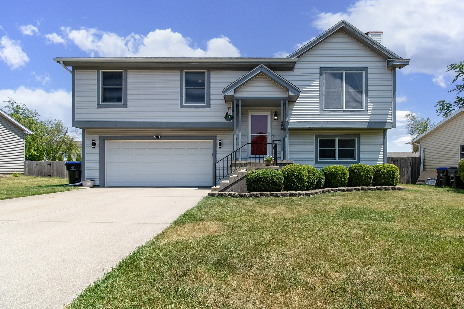 1209 Challis Dr photo 1