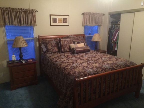 5th image of 712 Shawnee Cir