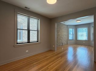 3530 W Dickens Ave #1, Chicago, IL 60647
