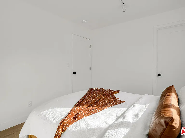 2923 Marsh St #2 — Photo 17