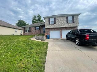 1008 W Bates Dr, Nixa, MO 65714