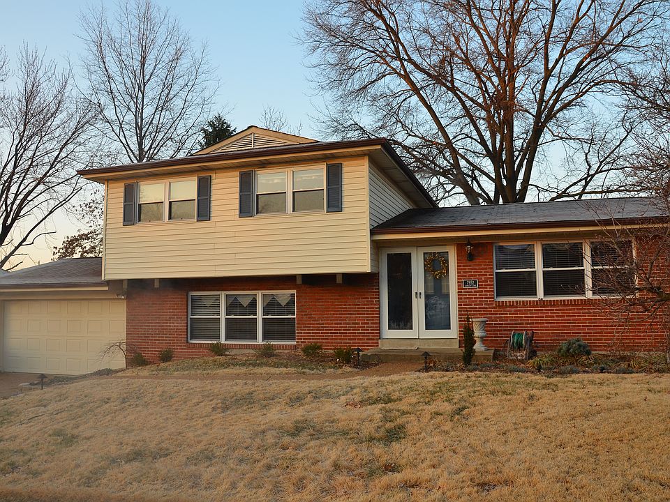 1st image of 7952 Camelot Ln