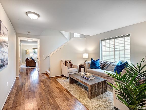 4th image of 27018 NE 145th St