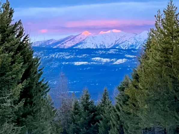 105 Highland Meadows Rd, Whitefish, MT 59937