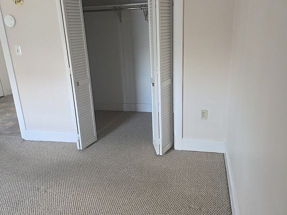 5th image of 121 W Lancaster Ave