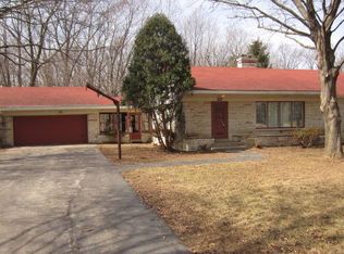 2625 N 131st St, Brookfield, WI 53005