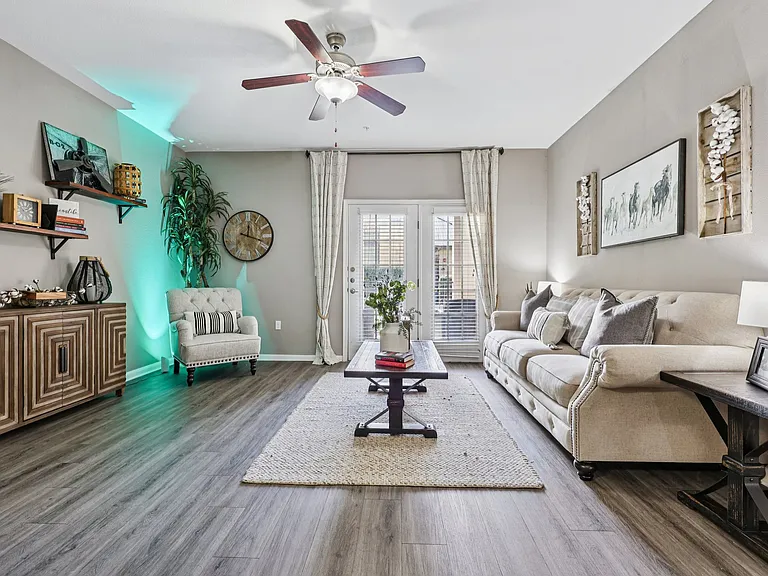 The Landing at Little Elm Apartments — Photo 47