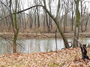 33 Village Rd, Slippery Rock, PA 16057