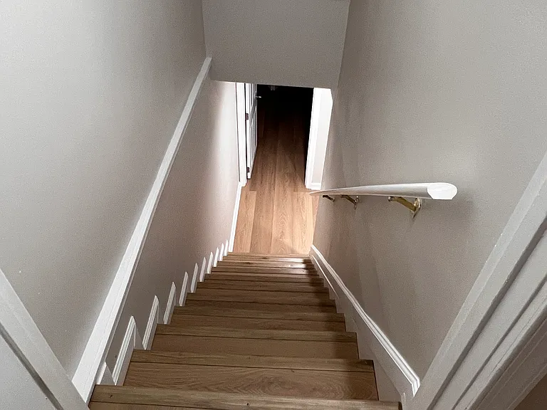131 N Rose St — Photo 4