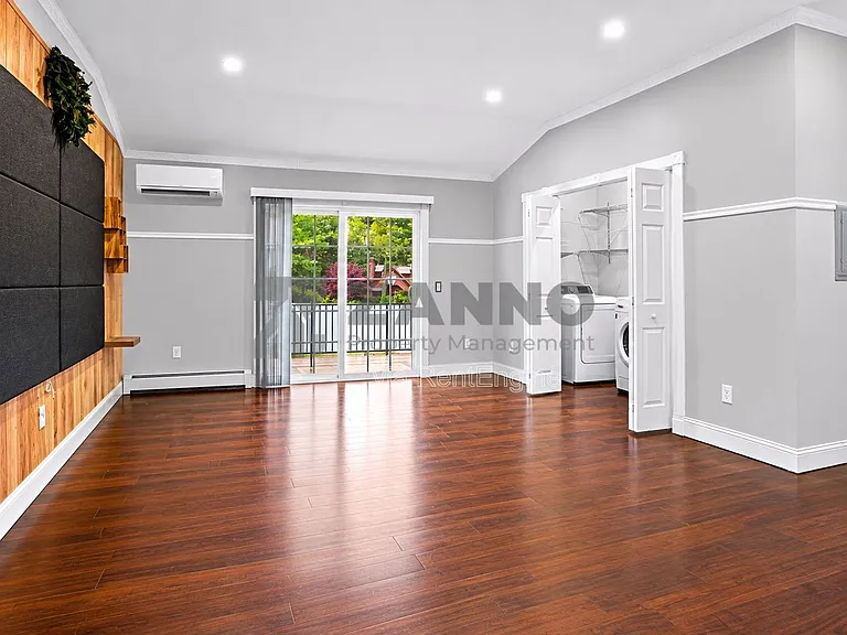40 Olney Ave — Photo 14