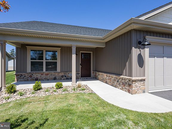 4th image of 37 Grainfield Ct