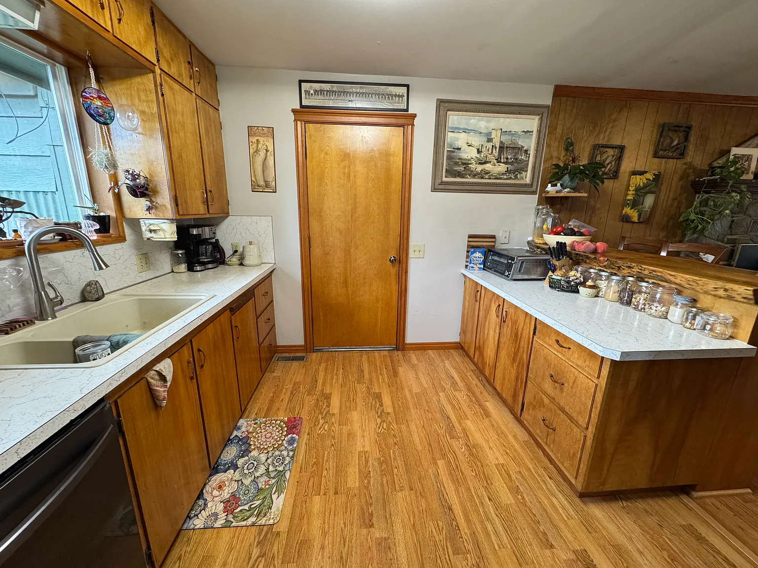 3 bed, 1.5 bath, 1200 sqft, $2,200 — Photo 4