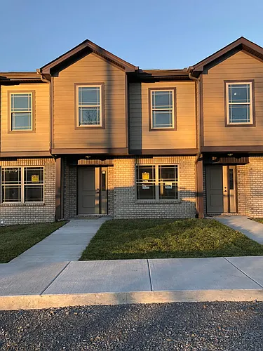 66 Bellvue Dr Photo 1