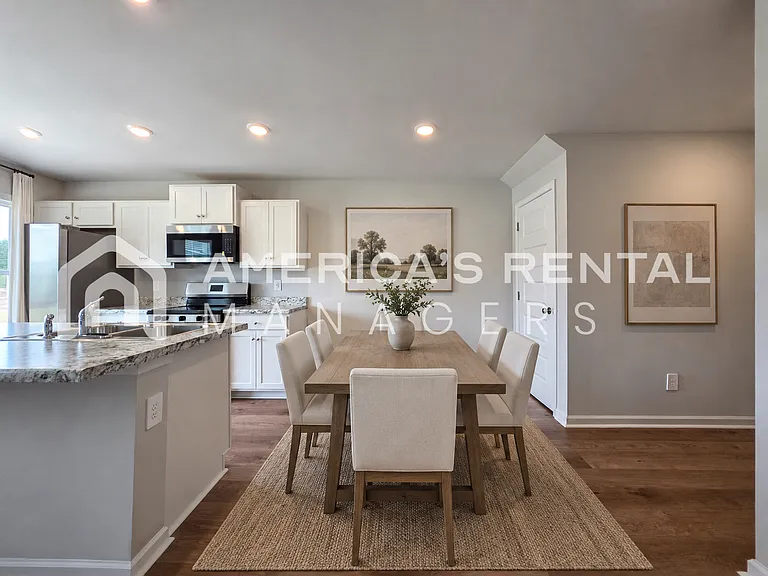 4135 Hudson Ct — Photo 12