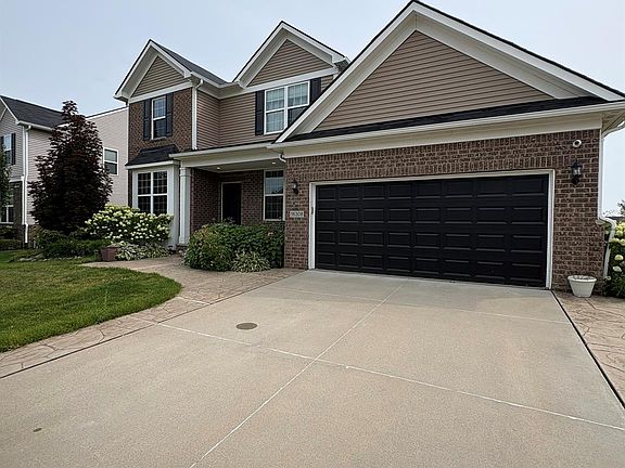 3rd image of 16308 Adelaide Dr