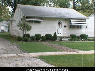 405 Marseilles Ave, Elyria, OH 44035