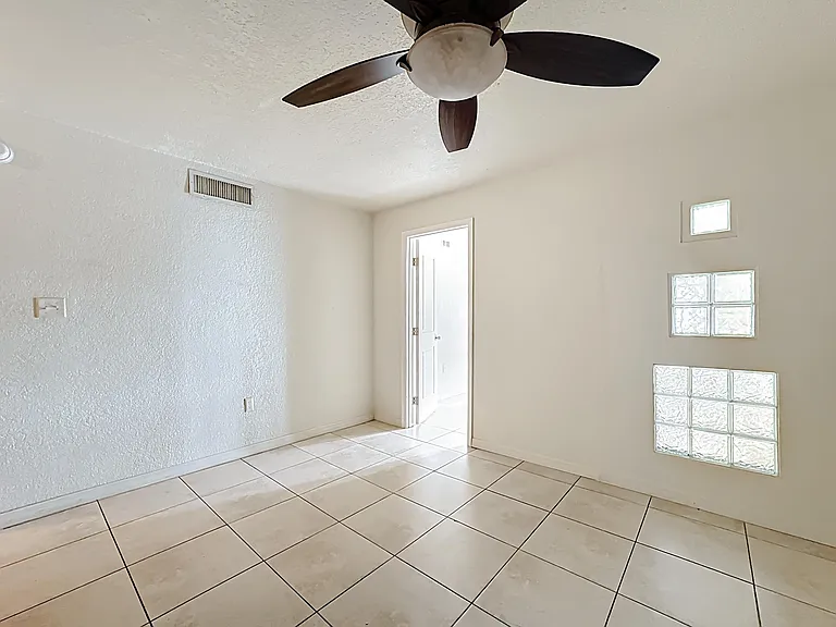 1928 Conway Rd #33 — Photo 6