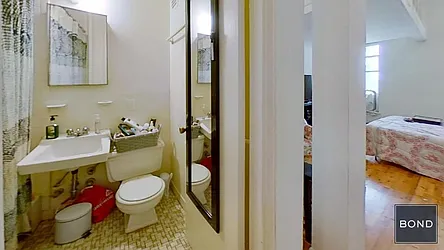 Rented by Bond New York