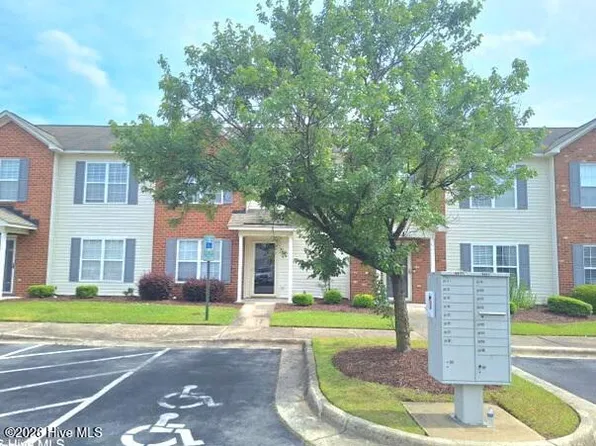 4160 Dudleys Grant Drive #D, Winterville, NC 28590