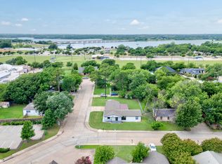 105 E Park St, Little Elm, TX 75068