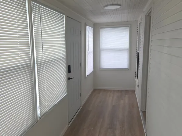 511 E Columbia Ave, Champaign, IL 61820