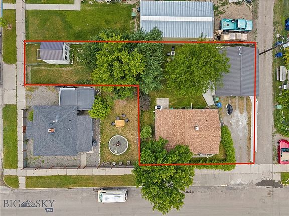 3rd image of 311 E Clark St