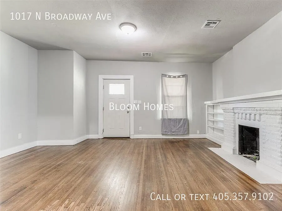 1017 N Broadway Ave — Photo 4