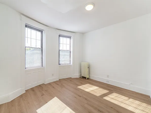 1308 27th Street image 3 of 15