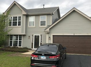 3 Parkside Ct, Bolingbrook, IL 60490