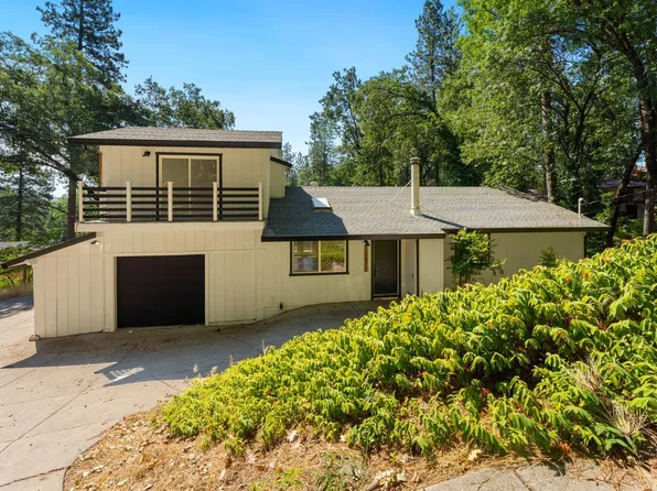 15671 Carrie Dr, Grass Valley, CA 95949
