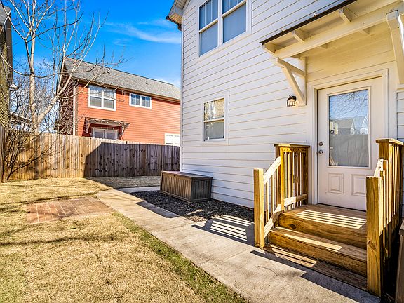 2nd image of 309 Echols St