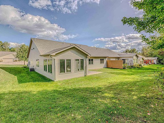 4th image of 1115 Butternut Ave #-
