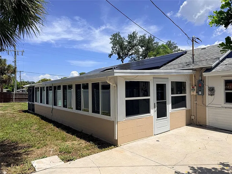 208 Flamingo Dr — Photo 20