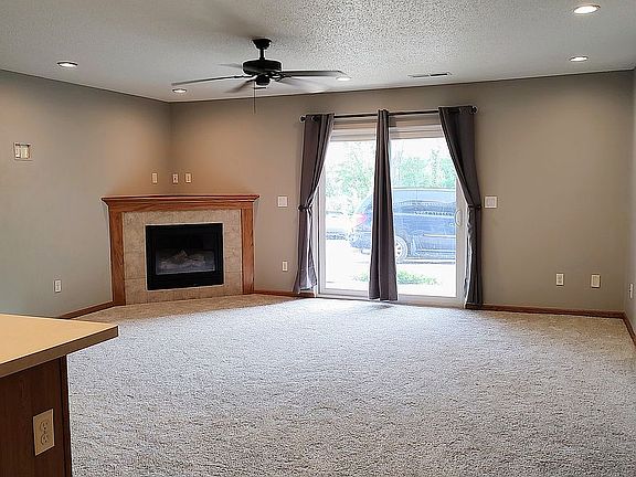 3rd image of 409 James Blvd #4