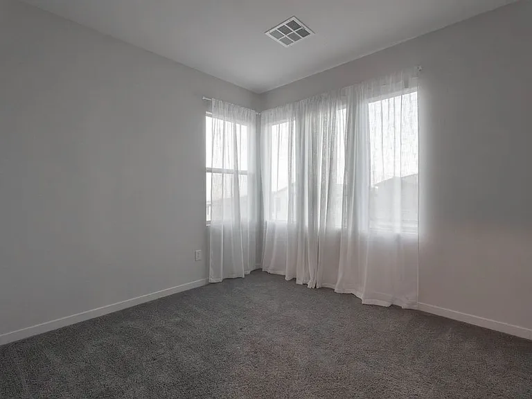 11620 Desert Hollow Ave — Photo 25