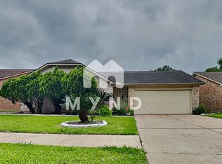 3102 Shawnee Dr, Sugar Land, TX 77479