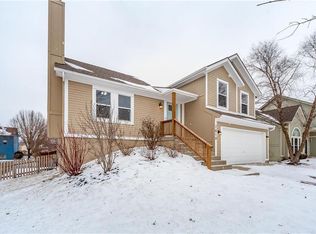 7610 W 156th Ter, Overland Park, KS 66223