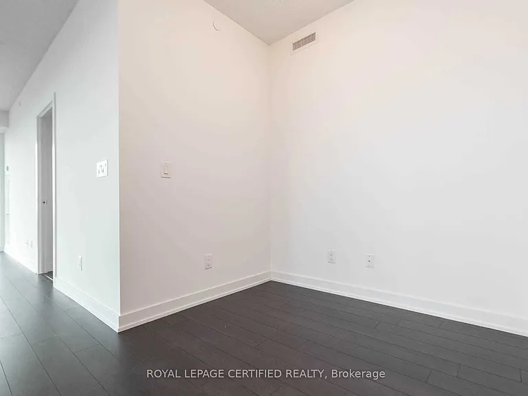 1603 Eglinton Ave W #1404 — Photo 11