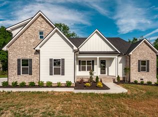 330 Thoroughbred Ln, Hartsville, TN 37074