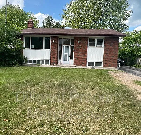 186 Collison Ave — Photo 17