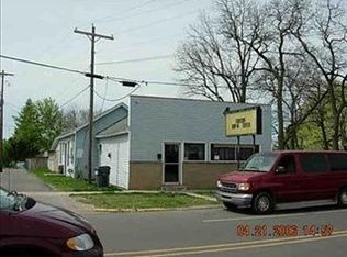 109 N Gremps St, Paw Paw, MI 49079