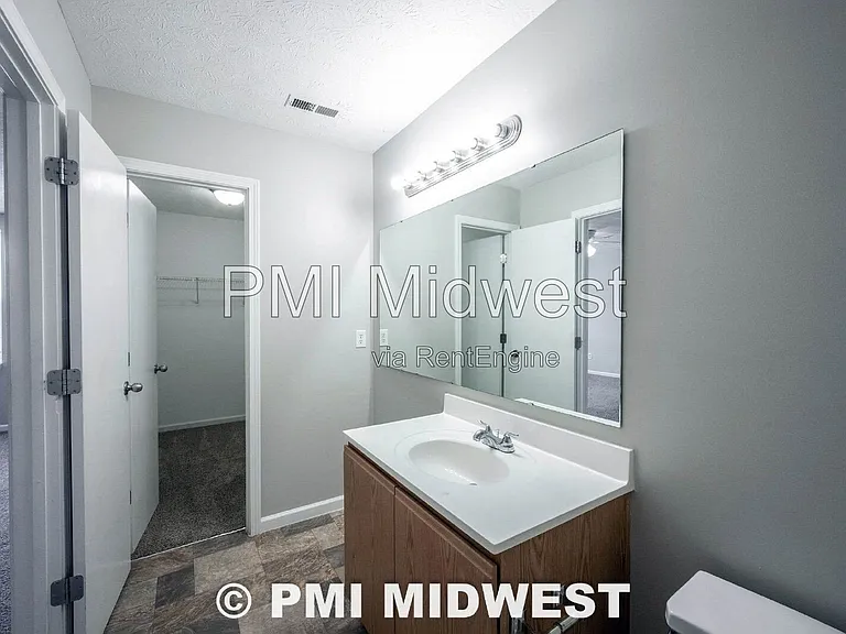 11550 Signet Ln — Photo 28