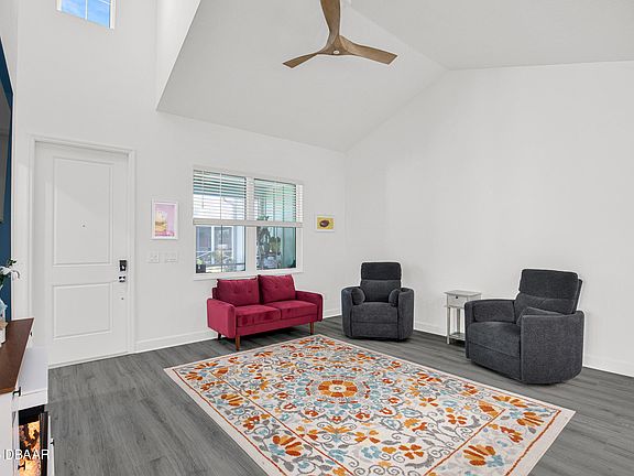 5th image of 169 Coastal Ave