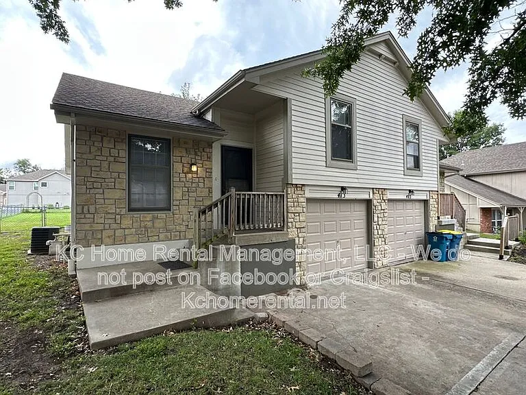413 Lee Dr — Photo 3