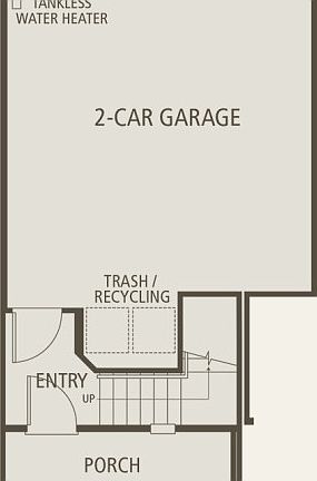 First Floor 2 br / 1.5 ba