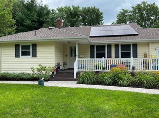 145 Riverbrook Ave, Lincroft, NJ 07738